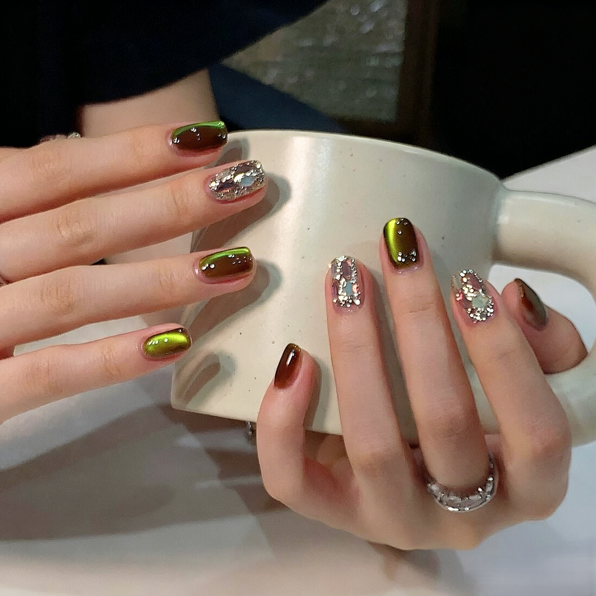 Jade Galaxy Luxury Glass Bead Cat Eye Short Press On Nails.EP-0008